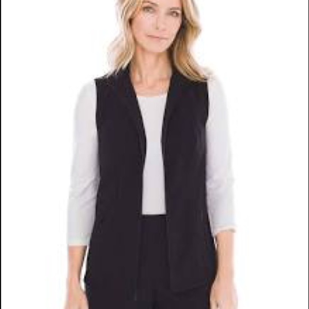 NWOT Chico’s Dark Grey Zenergy Vest